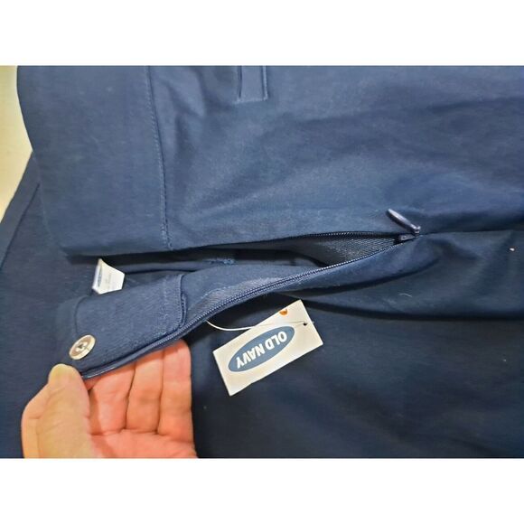 Old Navy Ladies Chinos NWT. Deep Blue, Size 24 - Picture 9 of 11